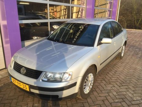 VW Passat cu 800 mii km la bord