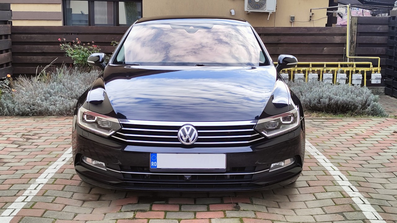 VW Passat full full options 2.0 TDI 150 virtual cockpit matrix camera 360 head-up display an fab. 2019