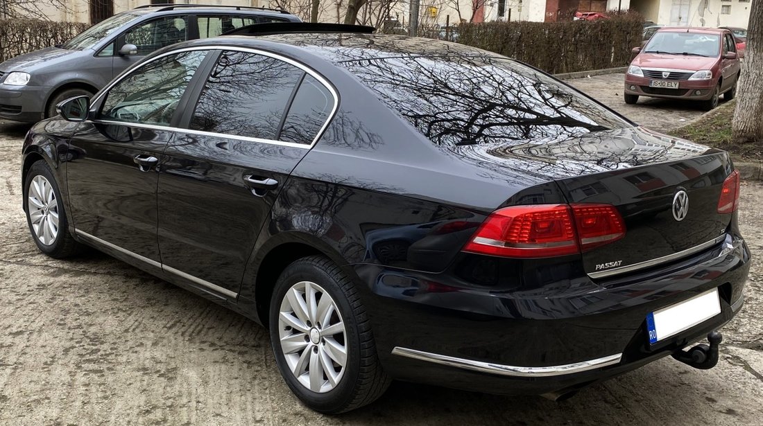 VW Passat full LED.Bi-xenon trapa  keyless go +keyless entry navigatie fab. 2012