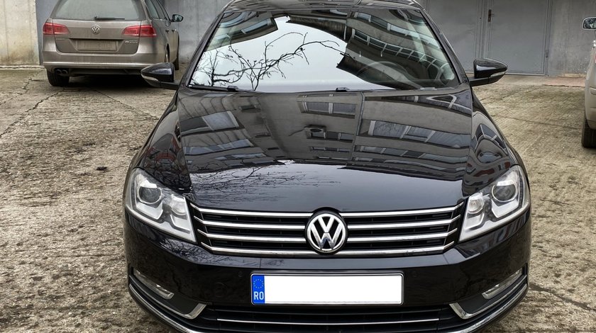 VW Passat full LED.Bi-xenon trapa keyless go +keyless entry navigatie fab. 2012