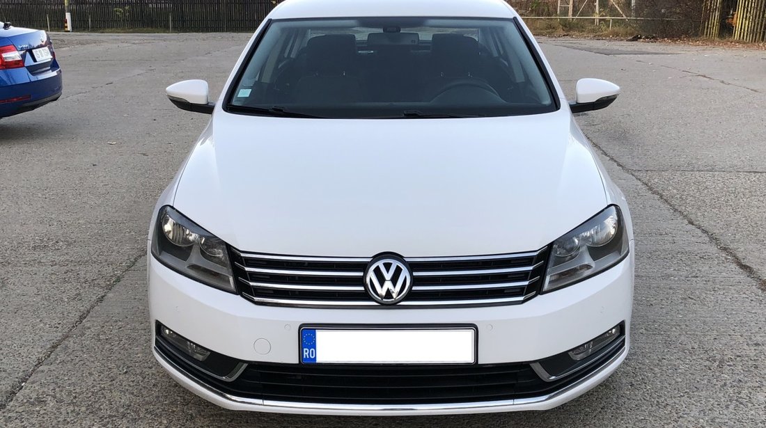 VW Passat inmatri RO.10.09.2018 ,carte service,fab. 2012