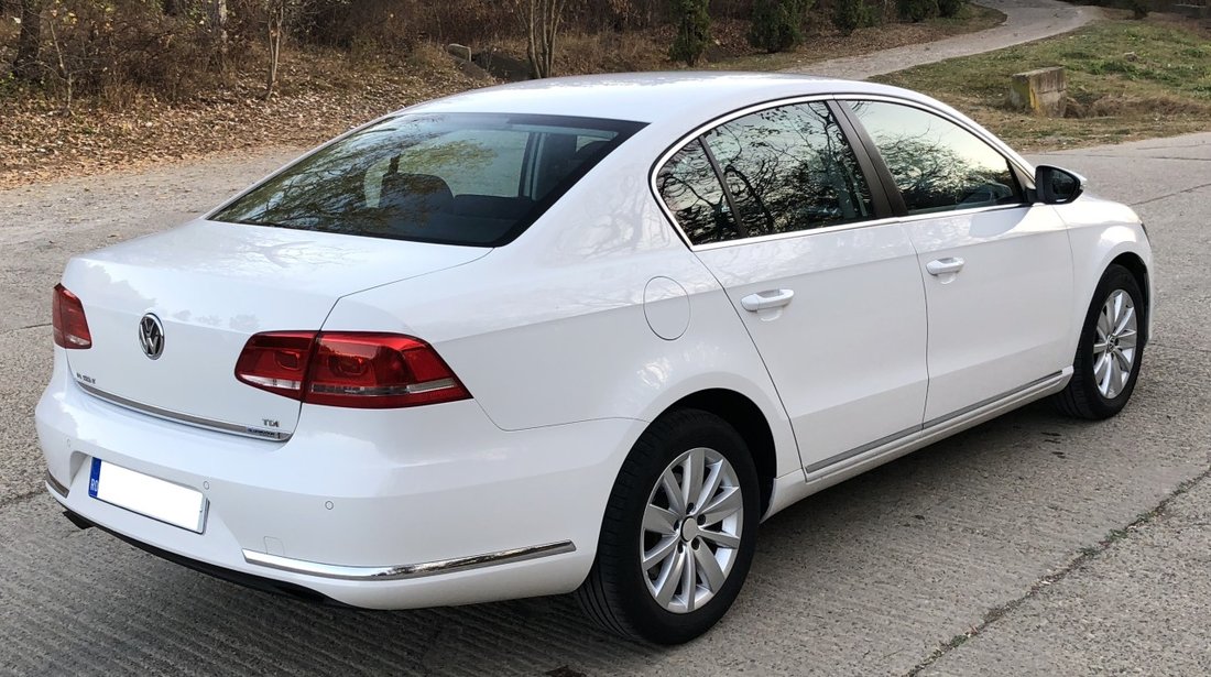 VW Passat inmatri RO.10.09.2018 ,carte service,fab. 2012