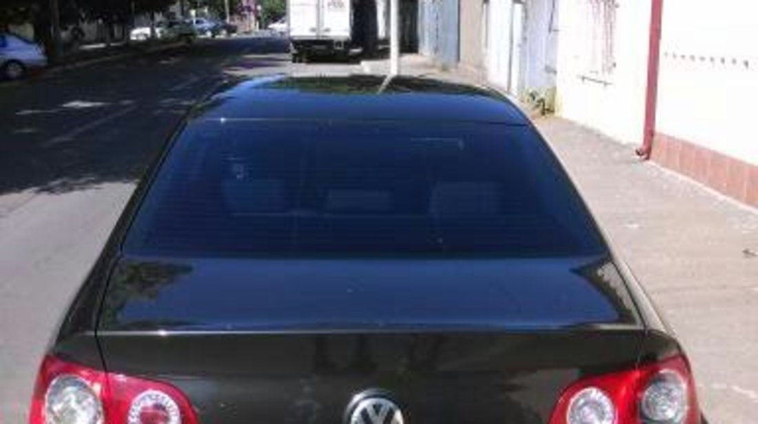 VW Passat pompa diuza 2006