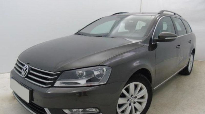 VW Passat Variant 2.0 TDI BlueMotion Technology Comfortline 140 CP Start/Stop 2013
