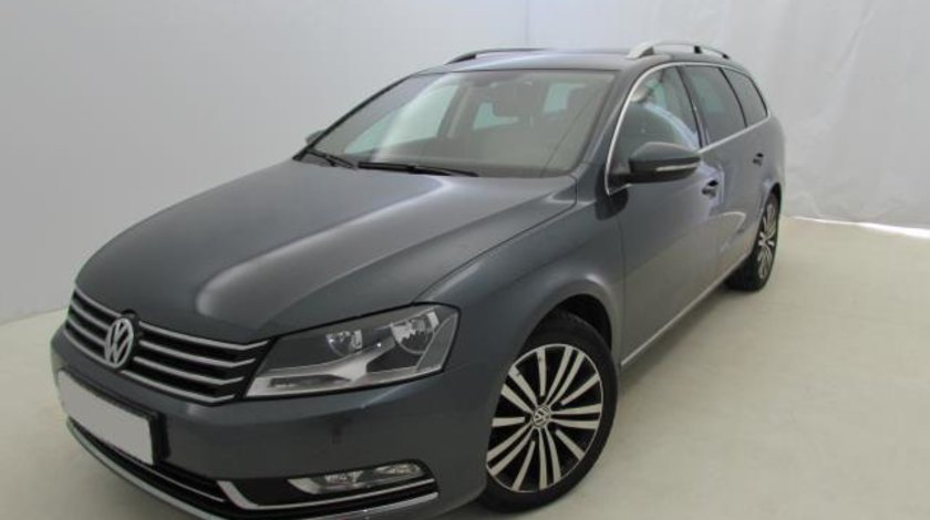 VW Passat Variant 2.0 TDI Highline BMT 4Motion 140 CP Start&Stop 2013