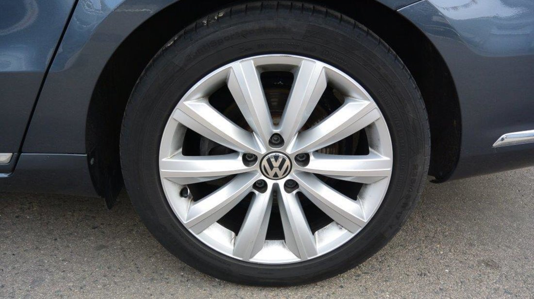 VW Passat Variant Highline 2.0 TDI DSG