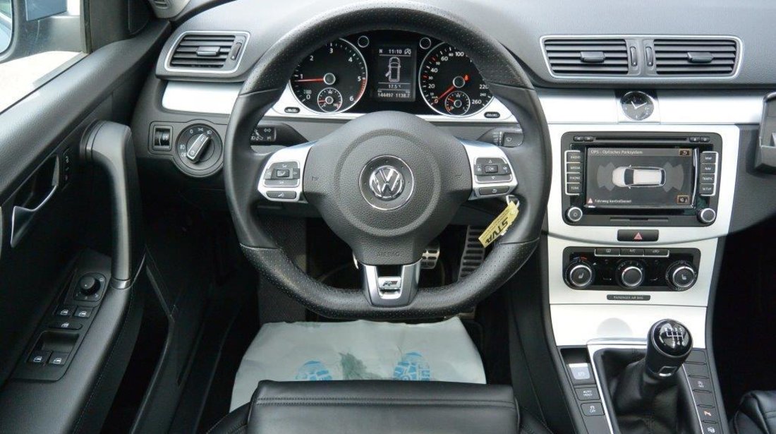 VW Passat Variant R-line 2.0 TDI