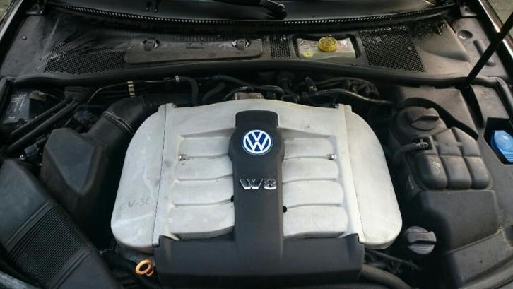 VW Passat W8 Variant de vanzare