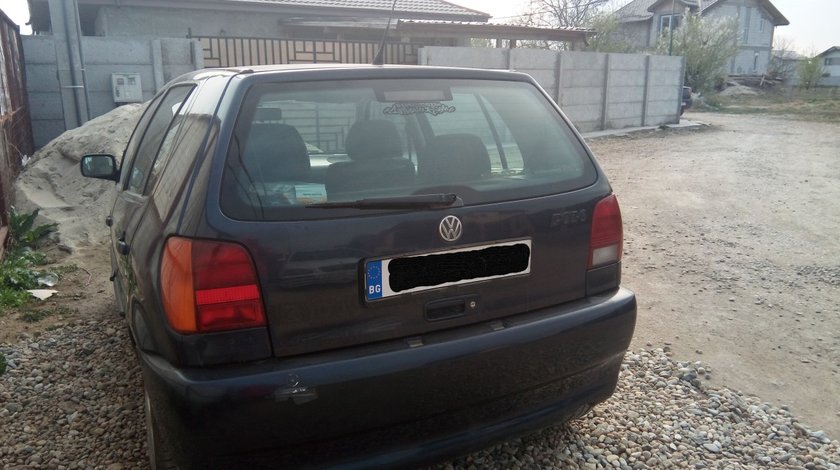 VW Polo 1997, motor 1.6, benzina 1000 LEI