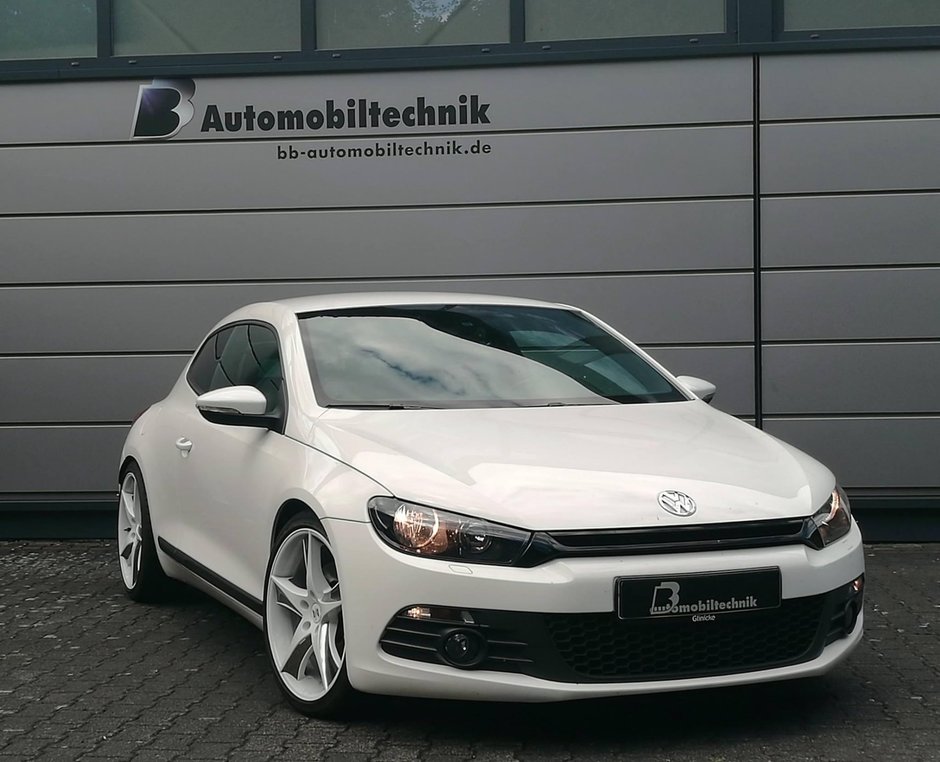 VW Scirocco de la B&B