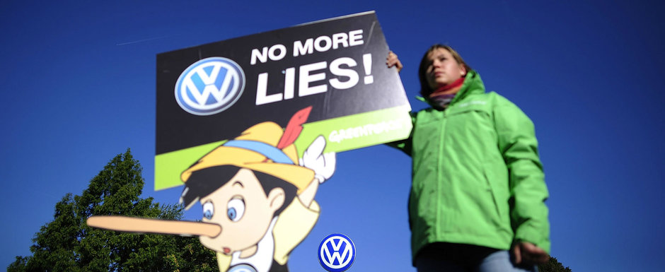 VW, suspectata ca a folosit si un al doilea dispozitiv pentru a maslui testele