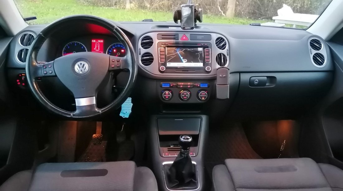 VW Tiguan 2.0 2009