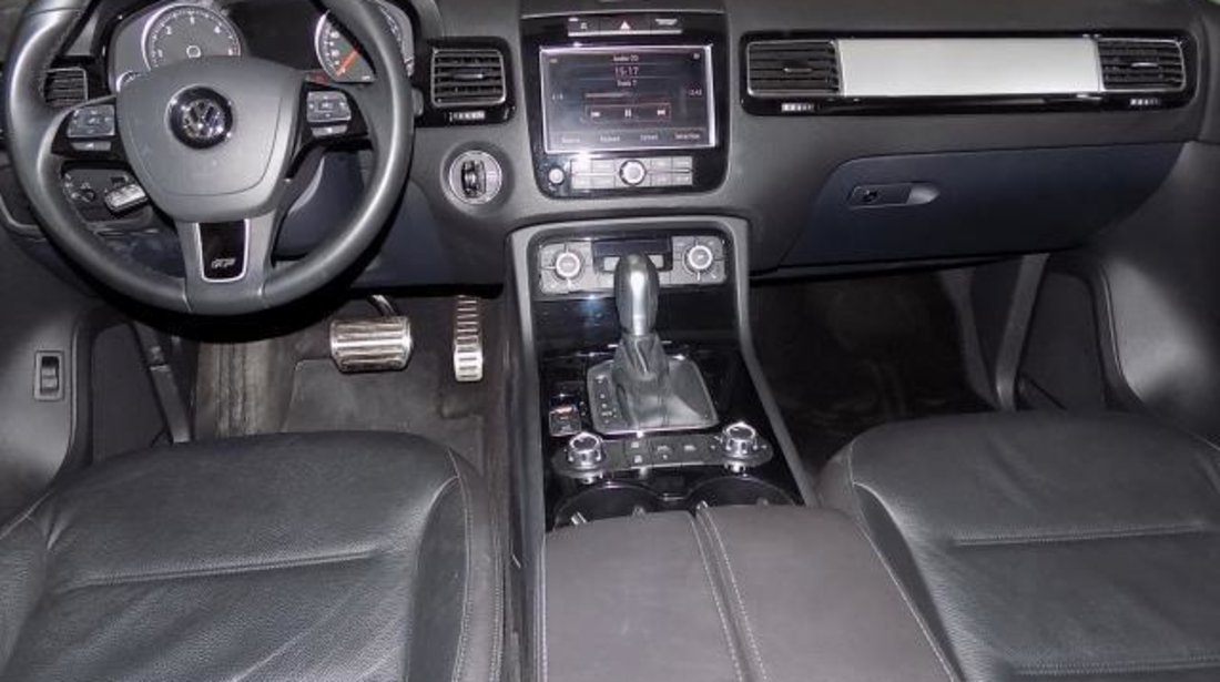VW Touareg 3.0 V6 TDI BlueMotion Tech. 245 CP 4Motion automatic 8+1 r-line Start&Stop 2014