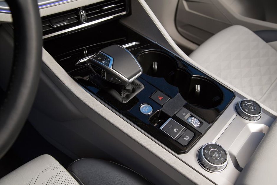 VW Touareg - Interior