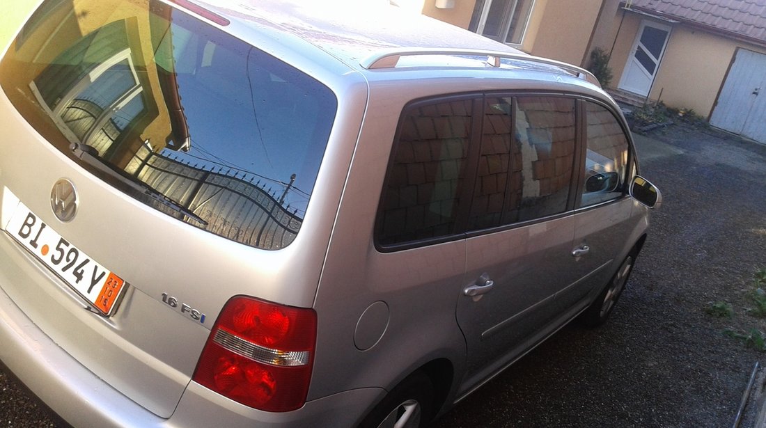 VW Touran 1.6 benzina 2004