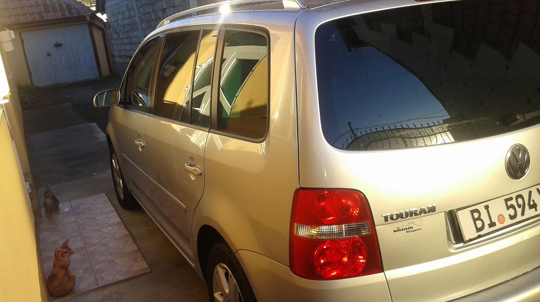 VW Touran 1.6 benzina 2004