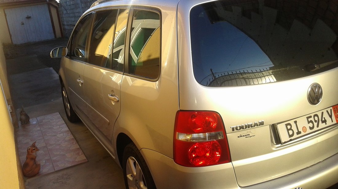 VW Touran 1.6 benzina 2004