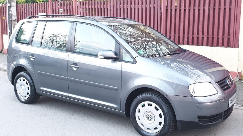 VW Touran 1.6 benzina 2004