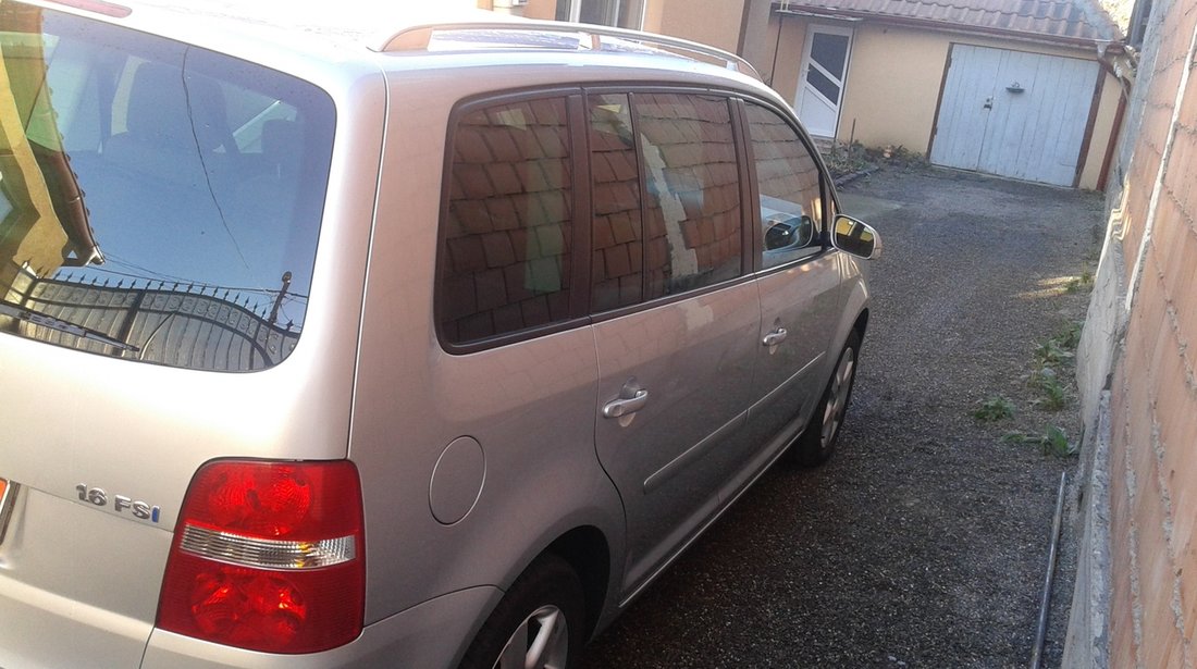 VW Touran 1.6 benzina 2004