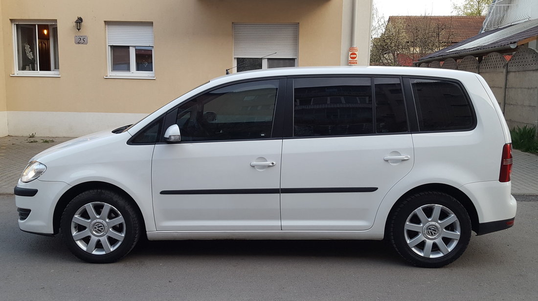 VW Touran 1.9 TDI 105 CP 6+1 VITEZE 2008 2008