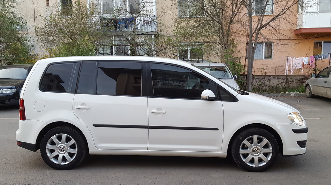 VW Touran 1.9 TDI 105 CP 6+1 VITEZE 2008 2008