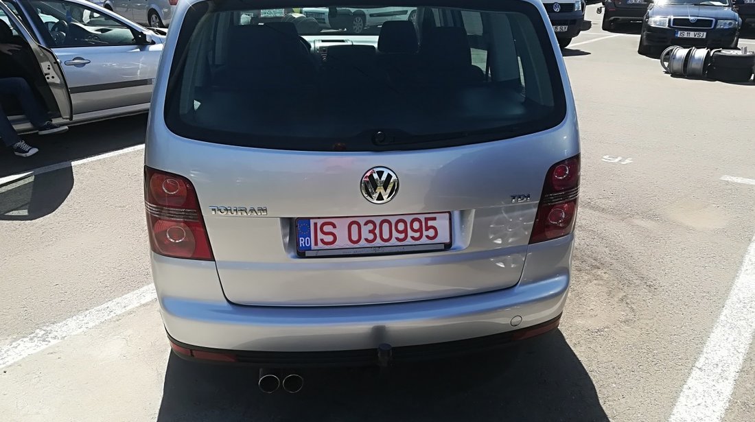 VW Touran 1,9-tdi-105cp-e4 2008