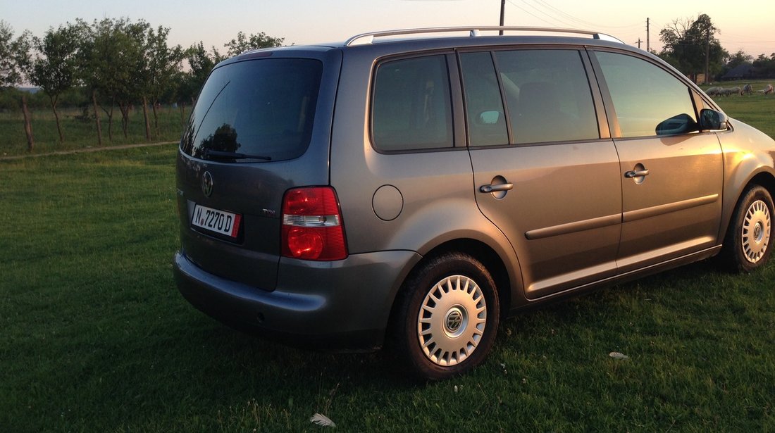 VW Touran 2.0 TDI Highline 2004