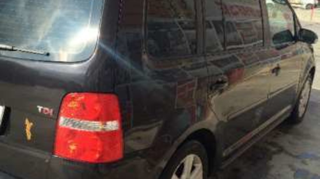 VW Touran 2000 2004