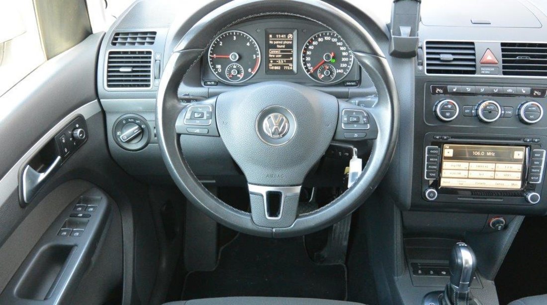 VW Touran Comfortline 2.0 TDI DSG
