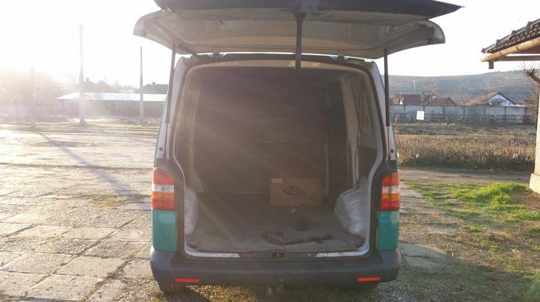 VW Transporter lunga 2006