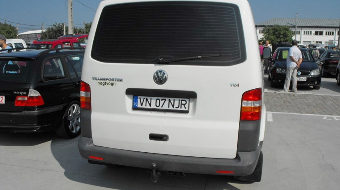 Vw Transporter T5 2.5 TDi – 131 CP, an fab 2007