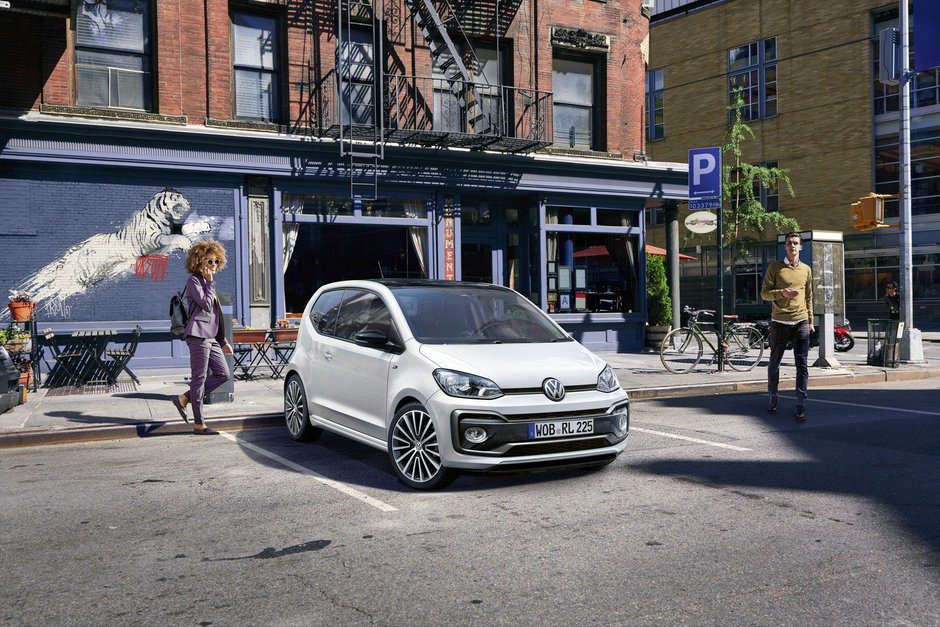 VW up! cu pachet R-Line