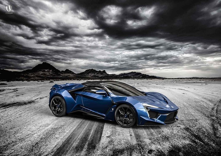 W Motors Fenyr SuperSport