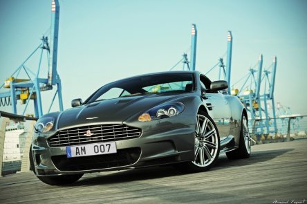 Wallpapers: Aston Martin DBS