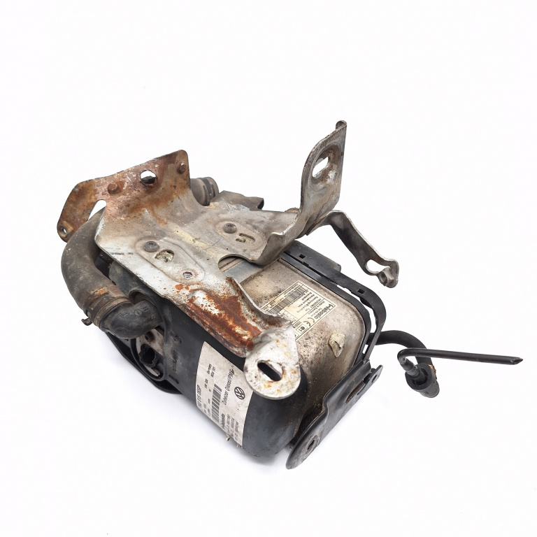 Webasto / Sirocou Vw Touran (1T) 2003-2010 1.9 Tdi Avq Motorina 1K0815065P, 9008372A, 9007184F, 1K0-815-065P, 9008374B, 1B471935, 000018, 021232, 1T0955195B, 290104, 51388501, 9006534A, 1K0815065 Webasto
