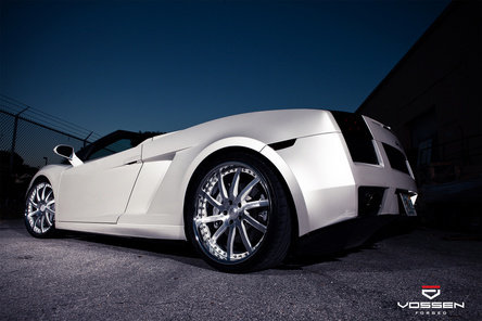 White Desire: Lambo Gallardo Spyder & Vossen VF051