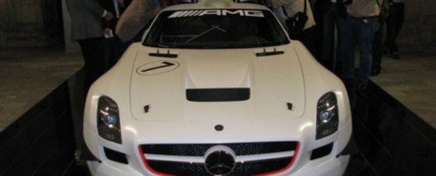 Wings Up: Mercedes SLS AMG GT3 este aici!