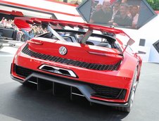 Worthersee Tour 2014: Volkswagen GTI Roadster Vision