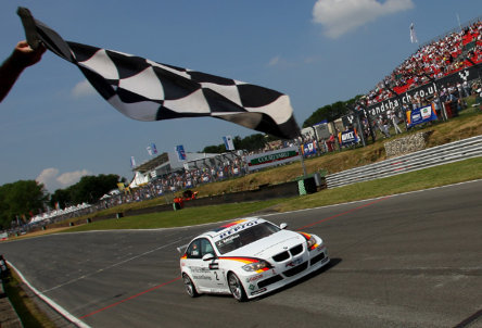 WTCC (Brands Hatch)  spectacolul la el acasa