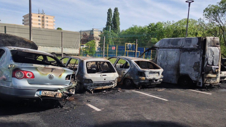 Ziua Frantei, soldata cu pierderi uriase: 721 de masini incendiate Ziua Frantei, soldata cu pierderi uriase: 721 de masini incendiate