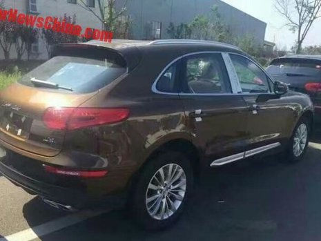 Zotye SR8